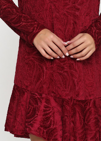 Бордовое кэжуал платье а-силуэт Francesca`s с абстрактным узором