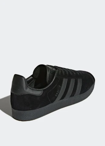 Черные кеды adidas