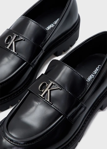 Calvin Klein Jeans Туфлі лофери чорний з натуральна шкіра, сша — демісезон (347246536)