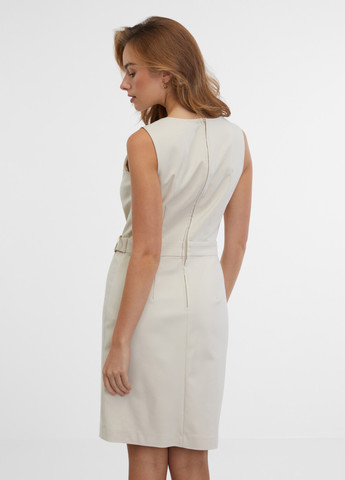 Світло-бежева кежуал сукня на запах Orsay однотонна