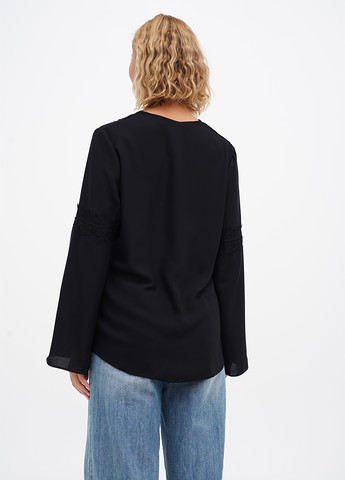 Чорна блуза Sassofono