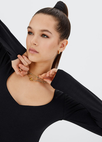 Чорна кежуал сукня силуетна Stradivarius однотонна