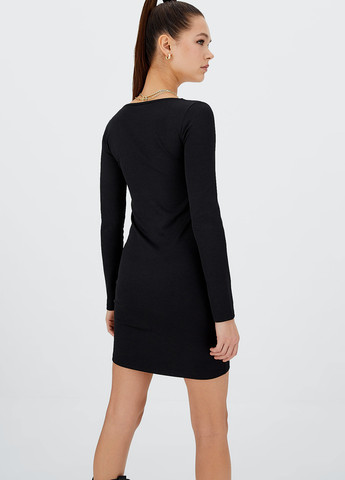 Чорна кежуал сукня силуетна Stradivarius однотонна