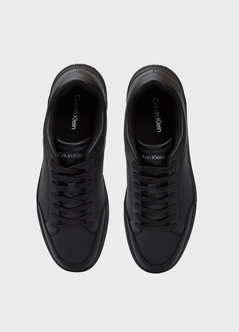 Черные всесезонные кроссовки Calvin Klein