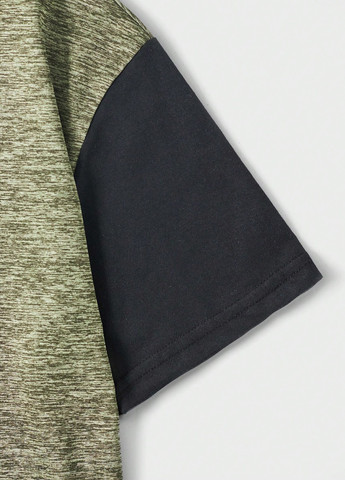 Сіро-зелена футболка SHEIN