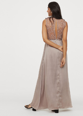 Лілова вечірня сукня з відкритою спиною, кльош H&M однотонна
