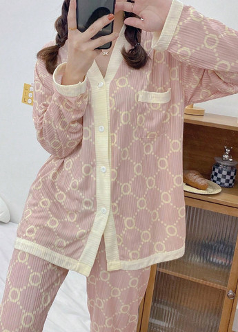 Розовая всесезон пижама (рубашка, брюки) рубашка + брюки SHEIN