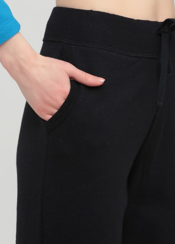 Черные спортивные демисезонные прямые брюки Gildan