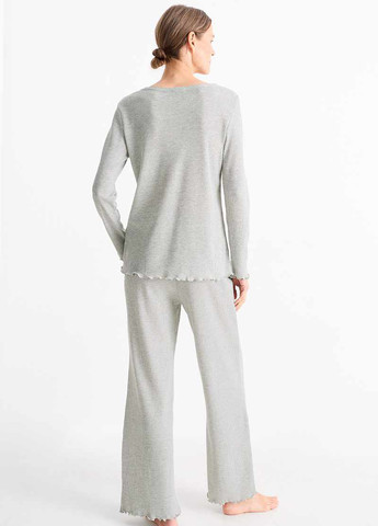 Светло-серая всесезон пижама (лонгслив, брюки) лонгслив + брюки C&A
