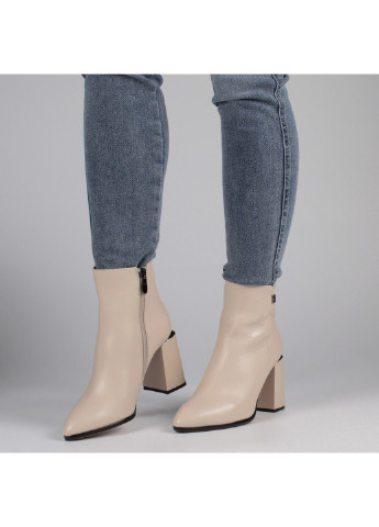 Осенние женские ботинки на каблуке 198718 Buts