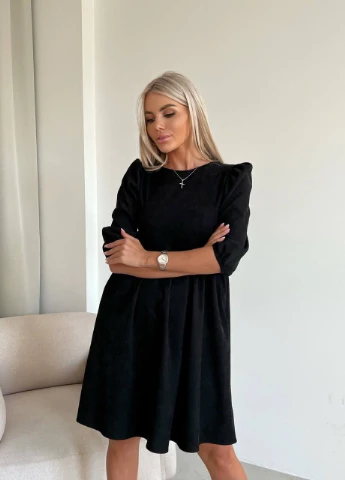 Чорна повсякденний сукня кльош Garna однотонна
