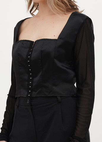 Чёрная блуза PrettyLittleThing