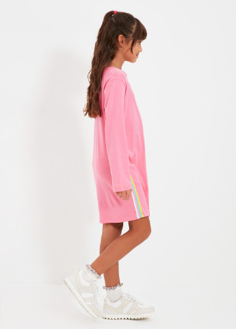 Розовое платье Trendyol (251324805)