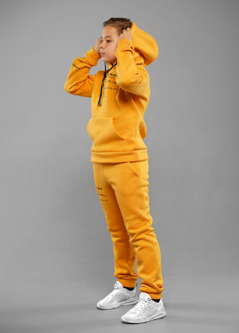 Песочный зимний песочный зимний спортивный костюм с надписями брючный Sinthia