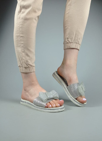 Серебряные шлепанцы Progres