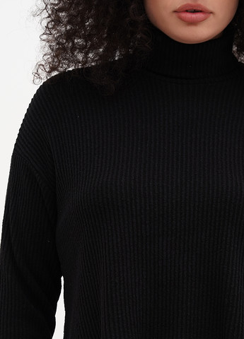 Черный демисезонный свитер MM