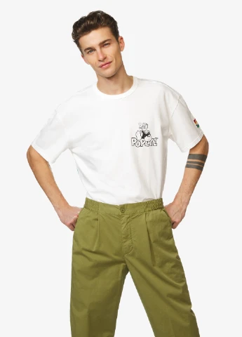 Молочна футболка United Colors of Benetton