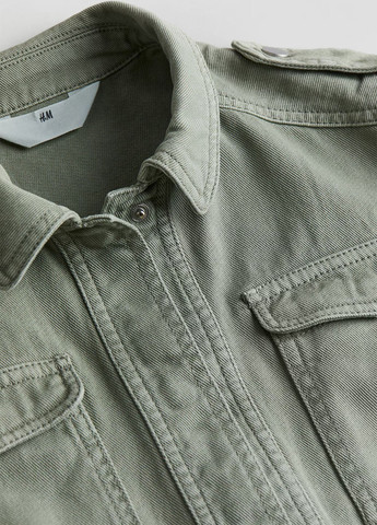 Оливковая демисезонная куртка H&M