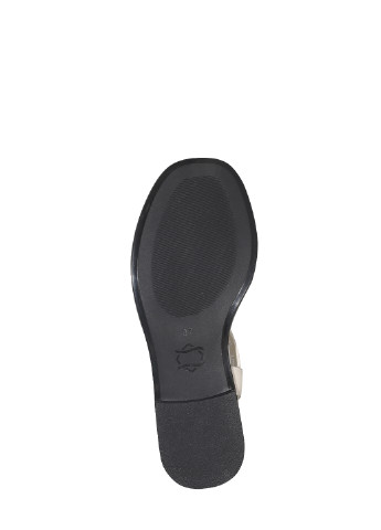 Молочные босоножки r11-2 молочный Vikttorio