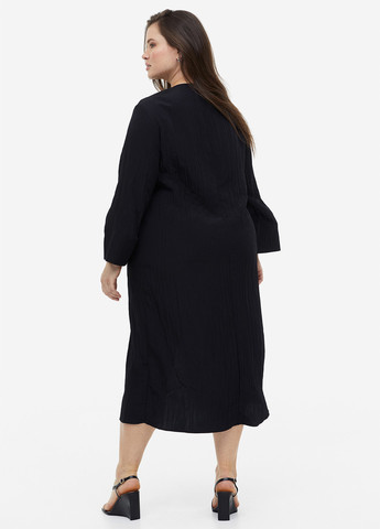 Чорна кежуал сукня H&M однотонна