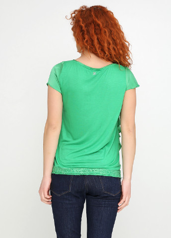 Зеленая летняя блуза Sassofono