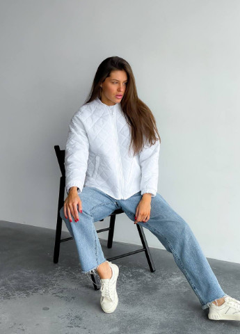 Біла демісезонна куртка Liton