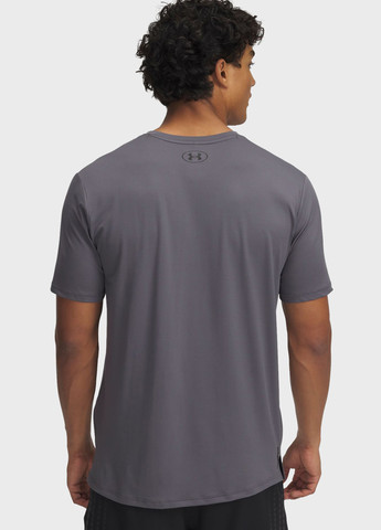 Серая футболка Under Armour