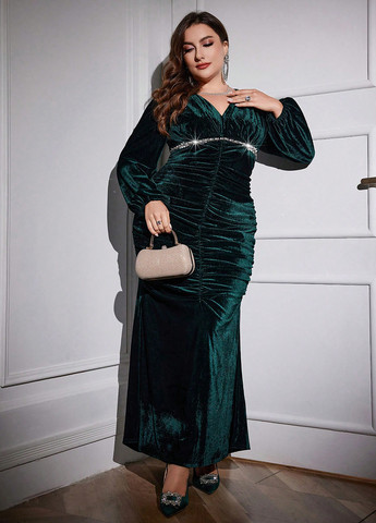 Темно-зелена вечірня сукня силуетна SHEIN однотонна