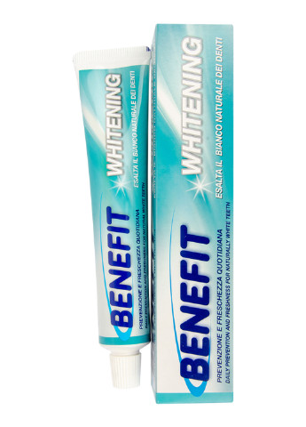 Зубная паста Whitening Fresh отбеливающая 75 мл Benefit (219322091)