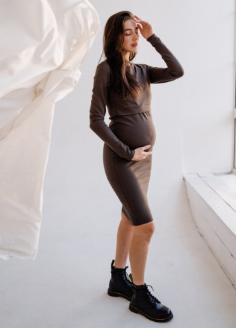 Оливковое (хаки) кэжуал платье для беременных и кормящих мам с секретом для кормления прилегающего силуэта хаки To Be однотонное