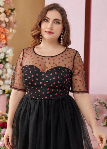 Черное праздничный, коктейльное платье клеш SHEIN сердечки