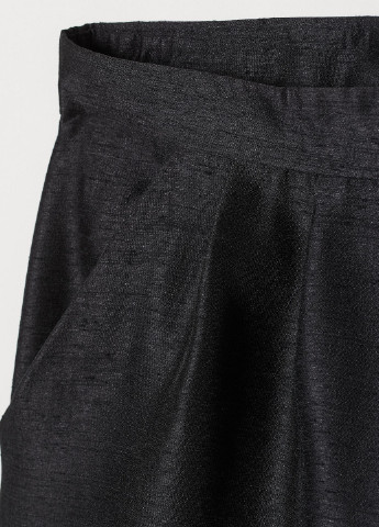 Черная однотонная юбка короткая H&M