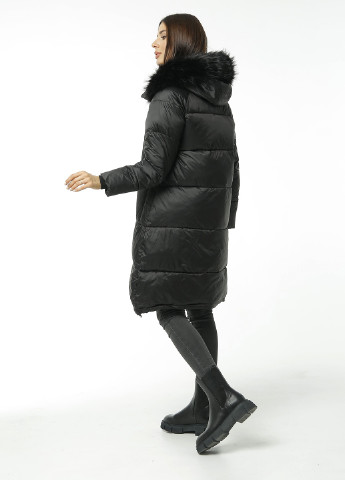 Чорна зимня куртка Icon