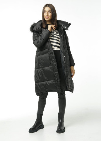 Чорна зимня куртка Icon