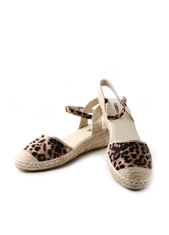Коричневые босоножки Lucky Shoes с ремешком