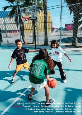 Чорна демісезонна футболка Uniqlo