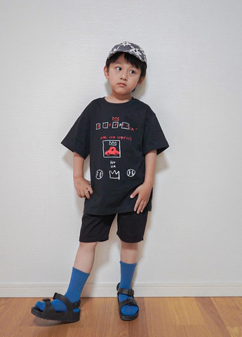 Чорна демісезонна футболка Uniqlo