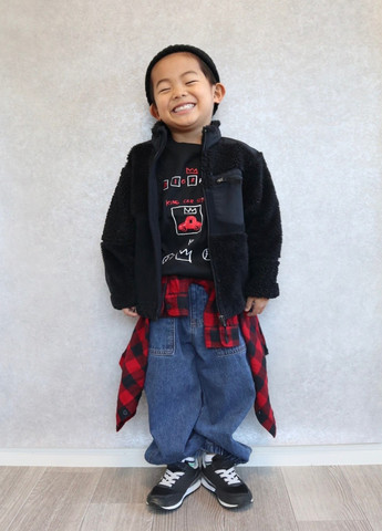 Чорна демісезонна футболка Uniqlo