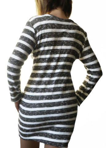 Черно-белое джинсовое теплое трикотажное платье в полоску ITSMINE в полоску