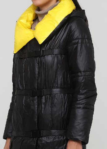 Черная зимняя куртка Tongcoi