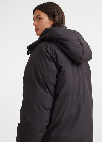 Чорна демісезонна куртка продовжена вільного крою H&M