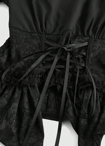 Чёрная блуза с баской SHEIN