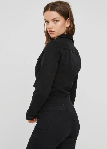 Чорна демісезонна куртка Vero Moda