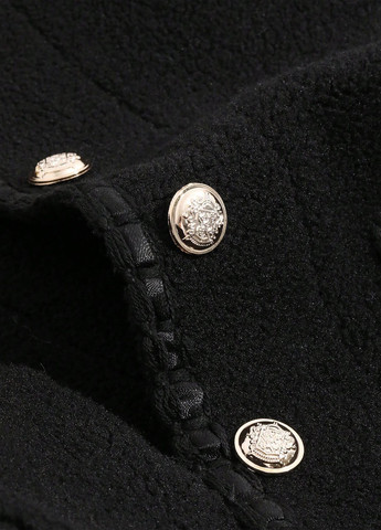 Черная демисезонная куртка SHEIN