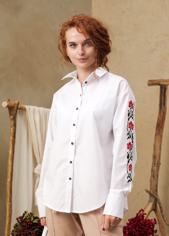 Белая демисезонная классическая рубашка супер оверсайз INNOE Блуза