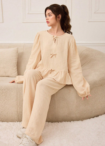 Кремовый демисезонный костюм (блуза, брюки) брючный SHEIN