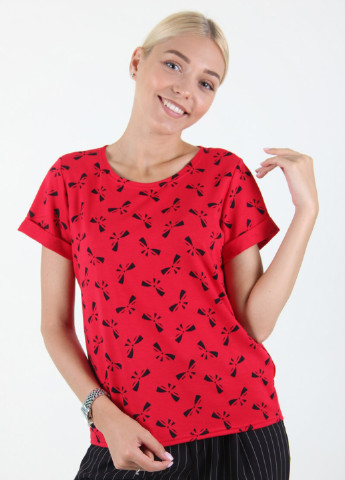 Красная летняя футболка Miss Fashion