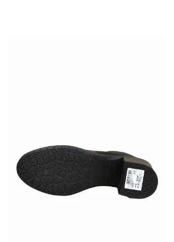 Осенние ботинки Clarks со шнуровкой
