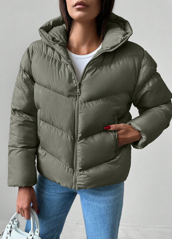 Оливкова (хакі) зимня куртка SHEIN