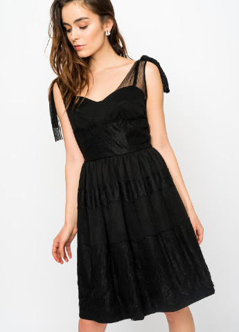 Чорна коктейльна плаття, сукня кльош befree